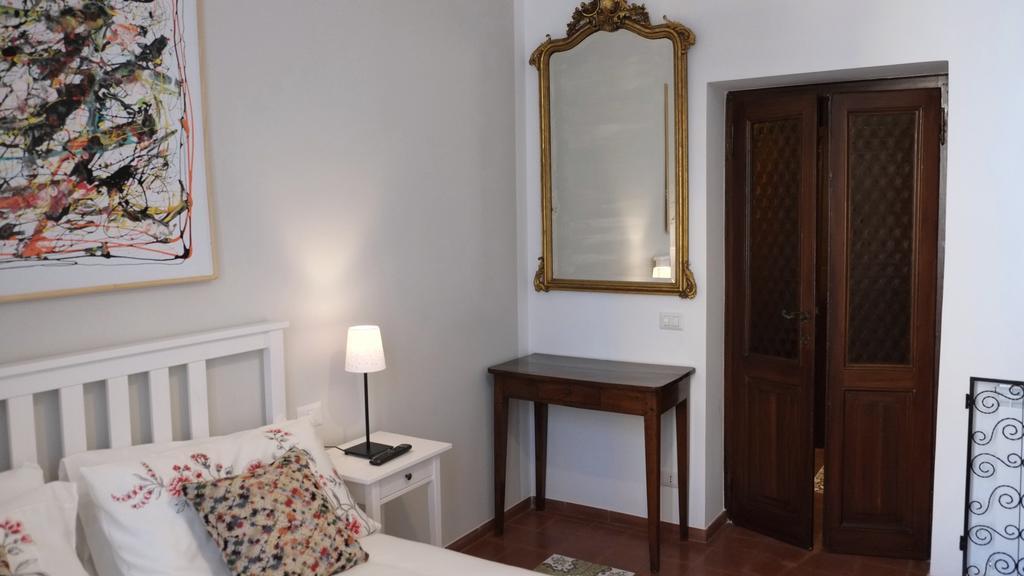 Borgo Pio Holiday Рим Экстерьер фото